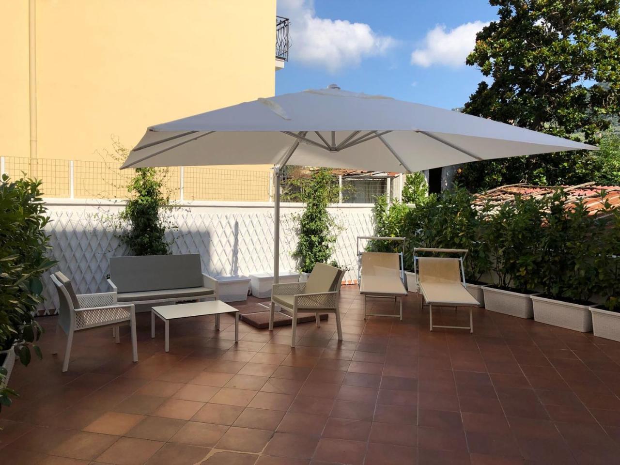 Gocce Villas - Agave Apartments Sorrento Buitenkant foto